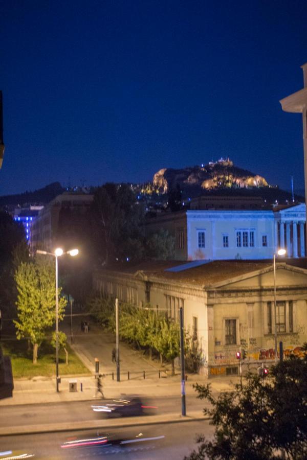 Downtown Across National Archaeological Museum Daire Atina Dış mekan fotoğraf